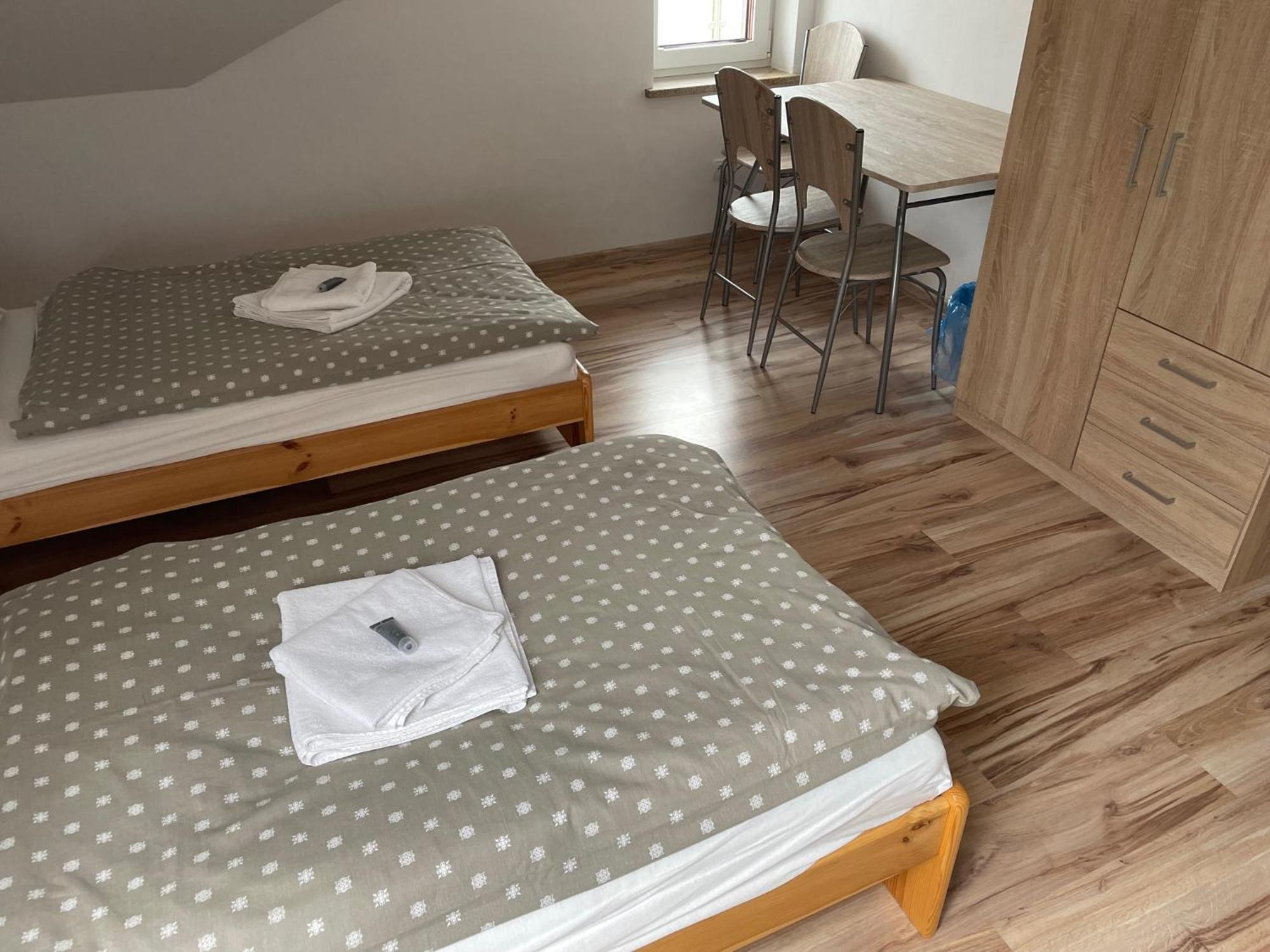 Rozana 51 Homestay Opole