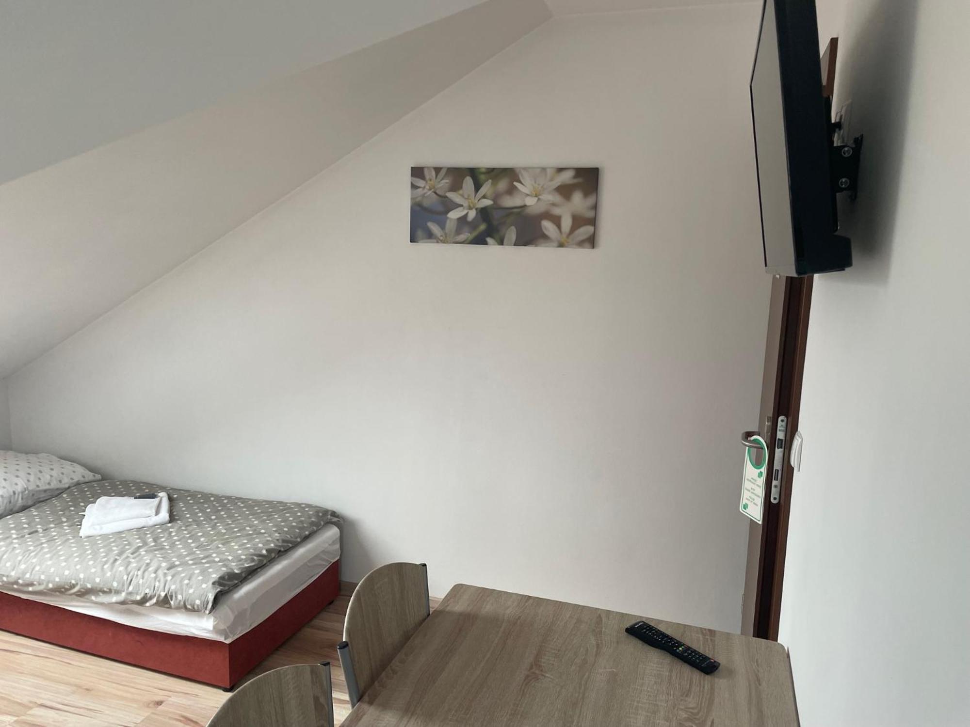 Rozana 51 * Opole