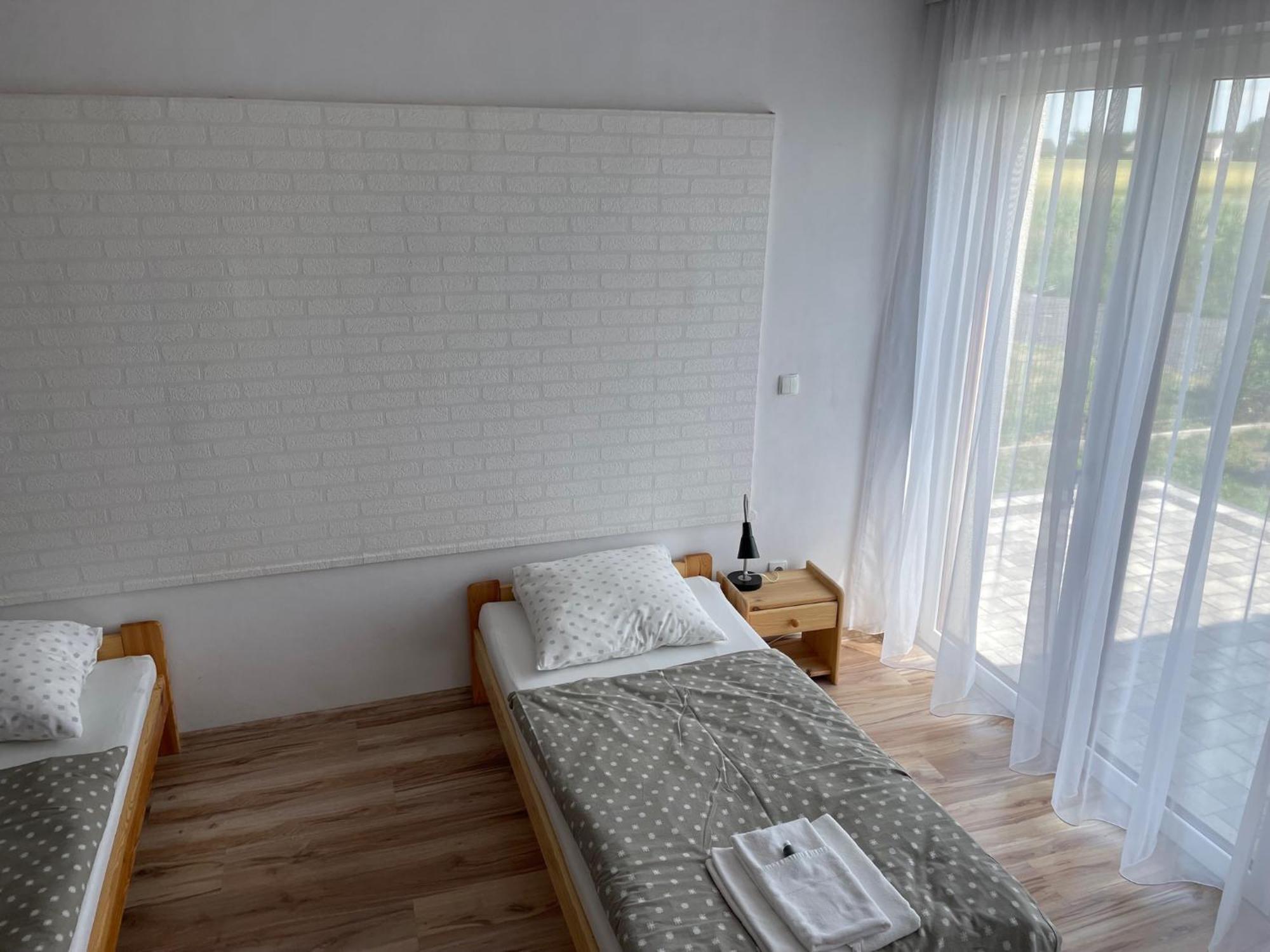 Rozana 51 Homestay Opole
